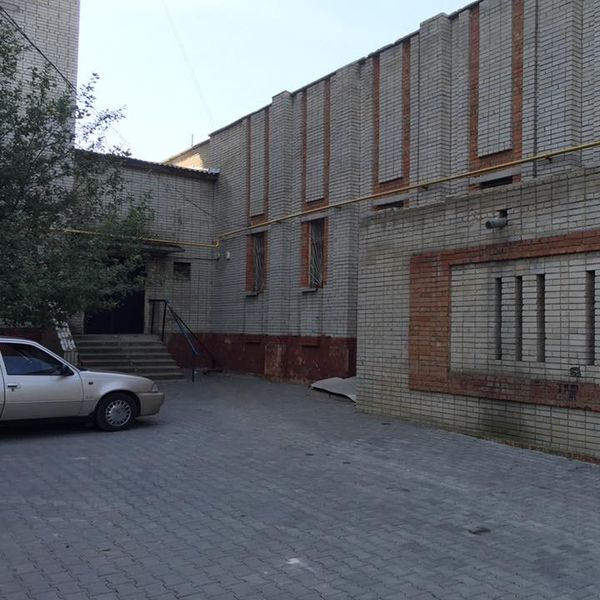 Фасад Суми, Курський, 37.jpg